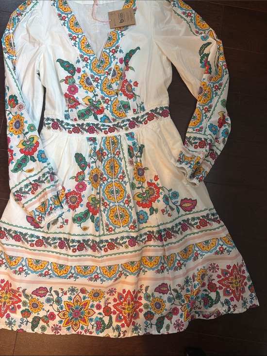 Boden Dresses & Skirts - Boden White Floral Embroidered Long-Sleeve Tiered Dress
